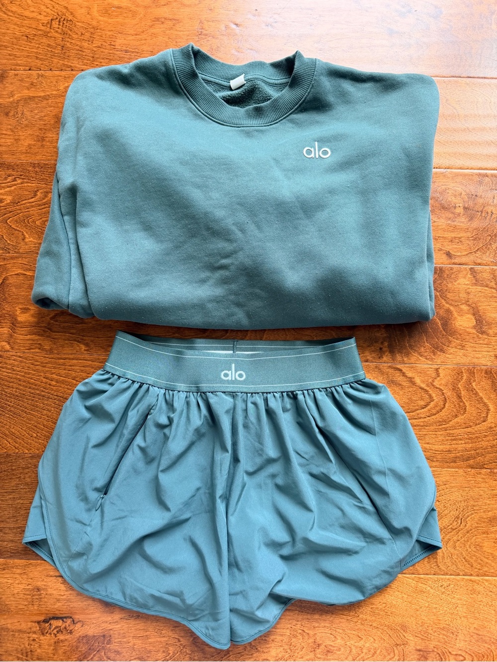 ALO Yoga Accolade and Match Point Shorts Set